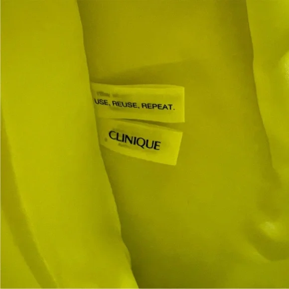 Clinique Light Green Tote Bag - Picture 5 of 7